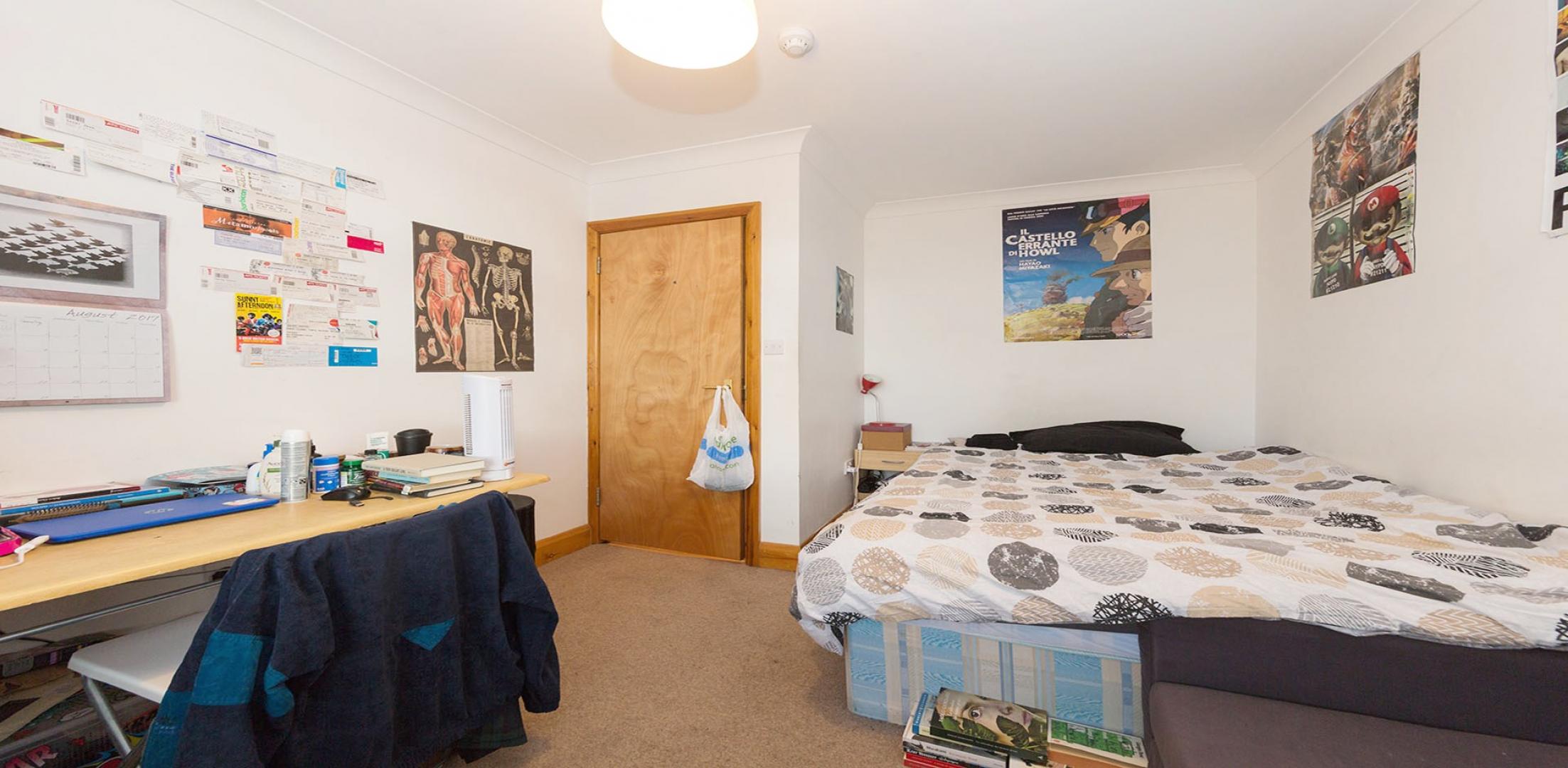 			NEW INSTRUCTION, 3 Bedroom, 1 bath, 1 reception Flat			 Kilburn Lane, QUEENS PARK